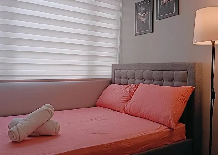 Citispace 1br Condotel At Ridgewood Towers Near Bgc Airport #rw10a