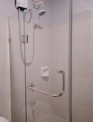 Citispace 1br Condotel At Ridgewood Towers Near Bgc Airport #rw10a Apartment *