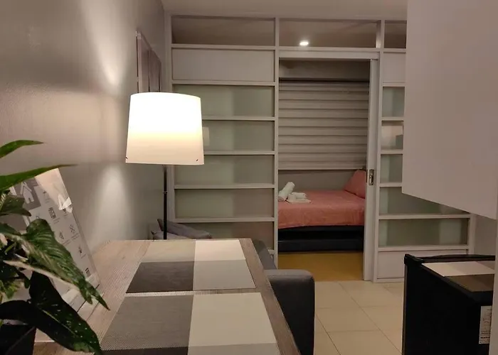 Citispace 1br Condotel At Ridgewood Towers Near Bgc Airport #rw10a *
